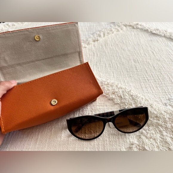 Tory Burch Tortoise Shell Sunglasses main image 4